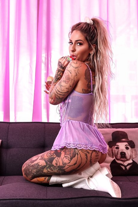 Bombshellyyy13 OnlyFans Nacktbilder