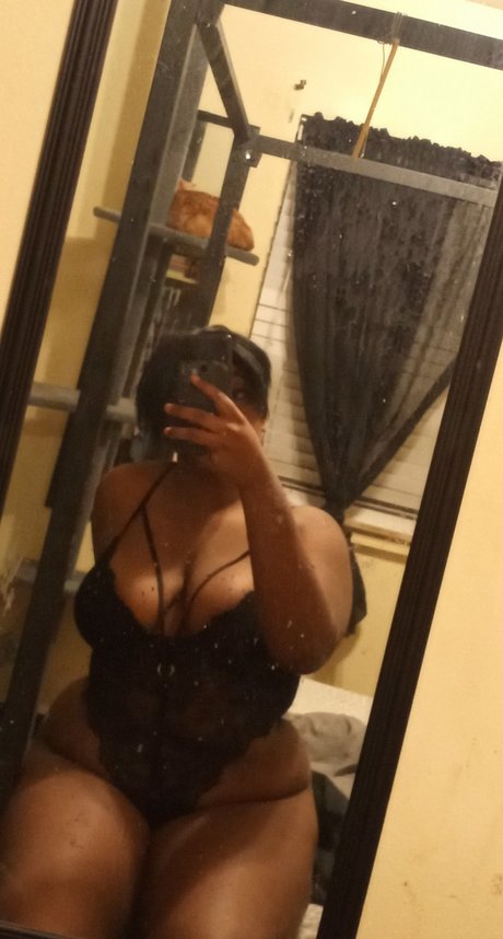 Blackchyna Nacktbilder von OnlyFans geleakt