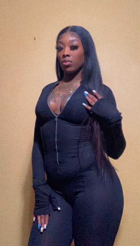 Chocolate Princess Brüste OnlyFans