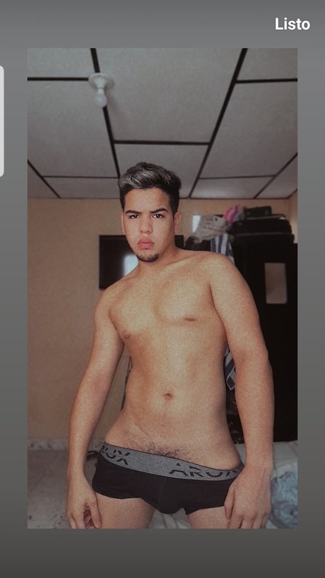 _Dainer Villanueva_ OnlyFans geleakt.