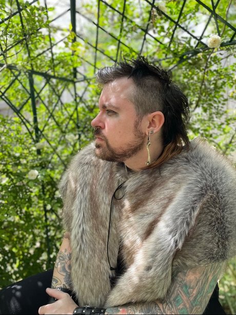 Depeche Ho Nacktbilder auf OnlyFans