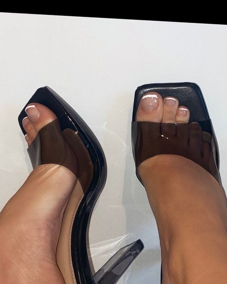 Pretty princess feet_ OnlyFans Nacktbilder geleakt