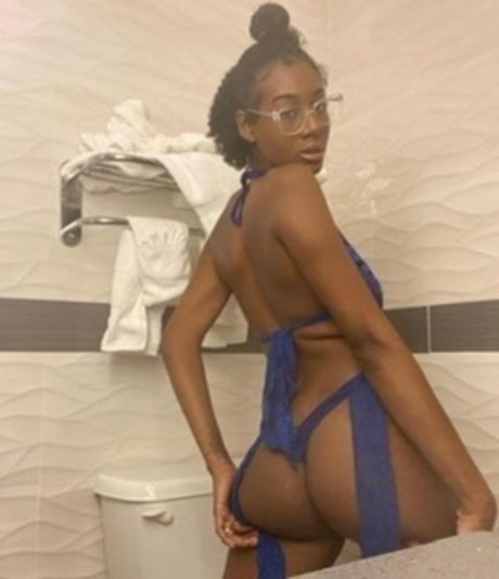 COCOAAANUFFIE Leak von OnlyFans-Inhalten