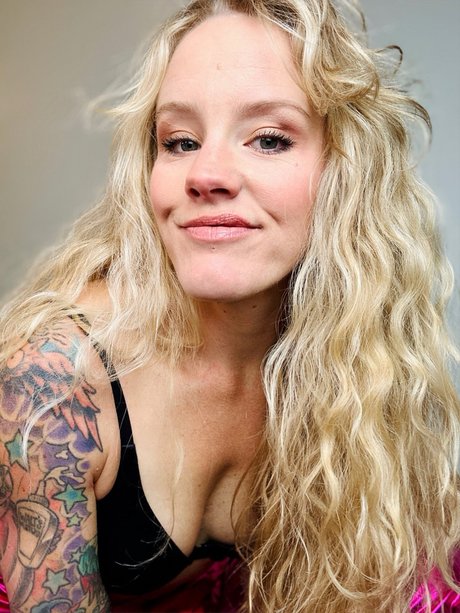 Pulsifer Paprocki OnlyFans Gratis-Inhalte