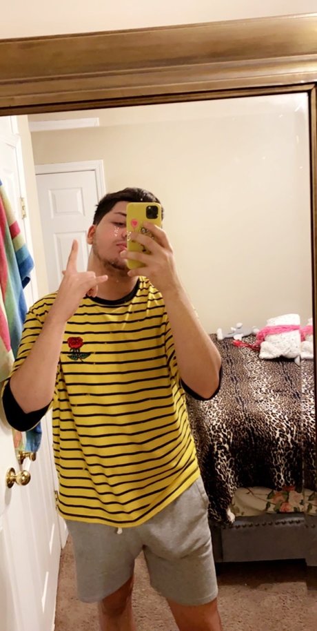 Denis Rivas OnlyFans kostenlos