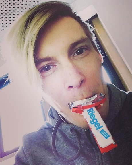 Oliver Scholz OnlyFans Pornografie