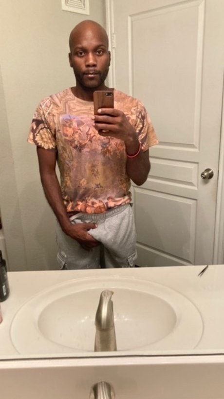 _GURU Nacktbilder von OnlyFans geleakt