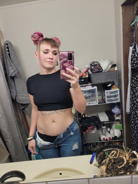 Queen Derp OnlyFans Star