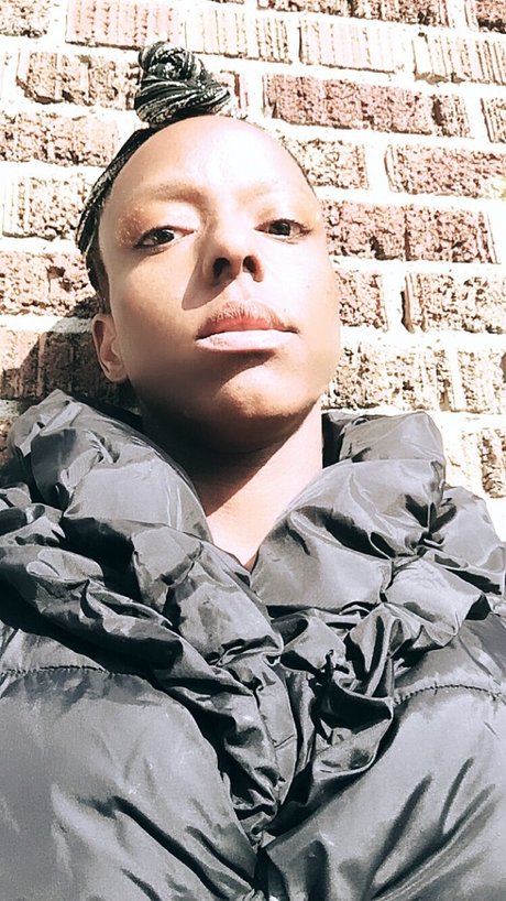 Qu33n Mandy OnlyFans explizite Inhalte