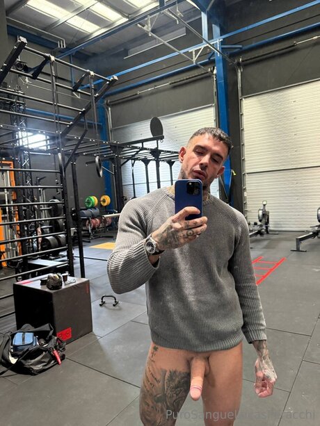 PUROSANGUE LUCAS VIP OnlyFans explizite Inhalte