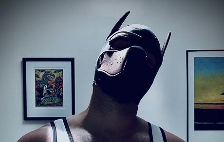 Pup Leo OnlyFans geleakt.