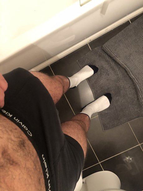 R Hung OnlyFans Sextape