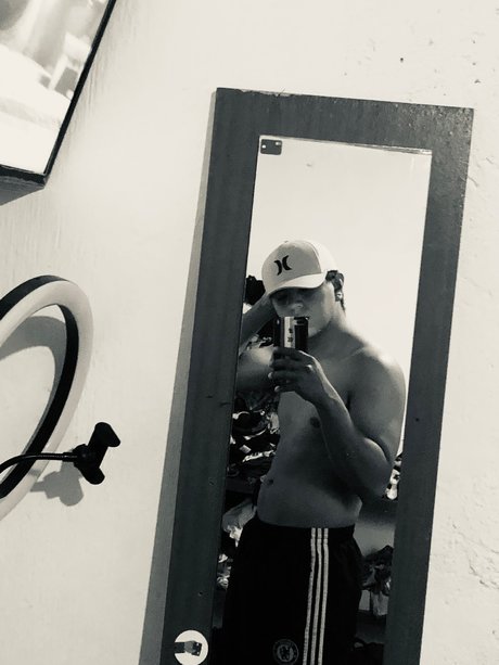 Edgar Santos Nacktbilder geleakt OnlyFans Aufgedeckt