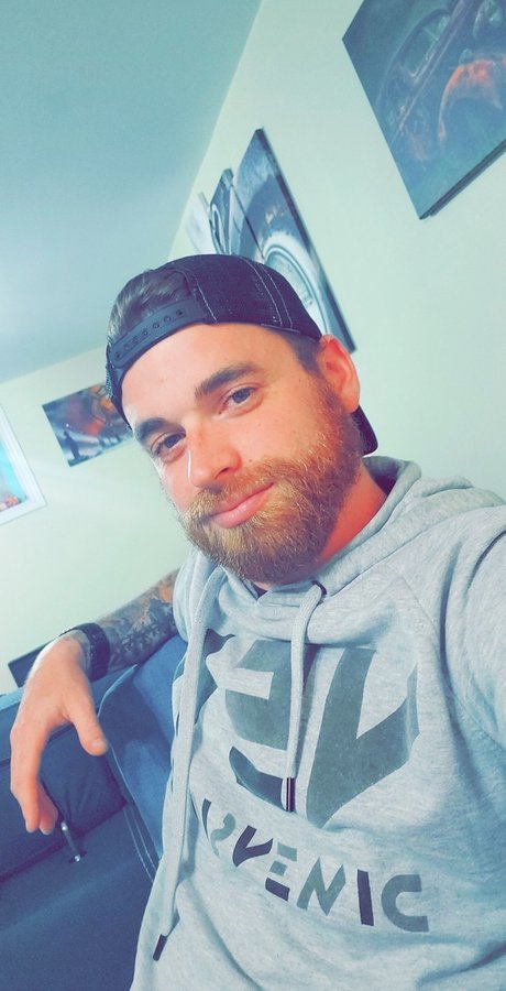 Questionable Dee XXX OnlyFans