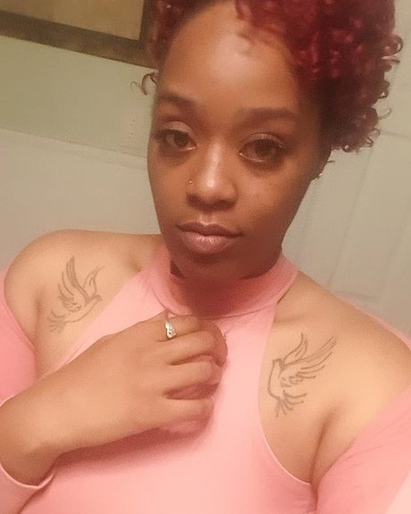 _QueenTriggz_ OnlyFans geleakter Pornografie