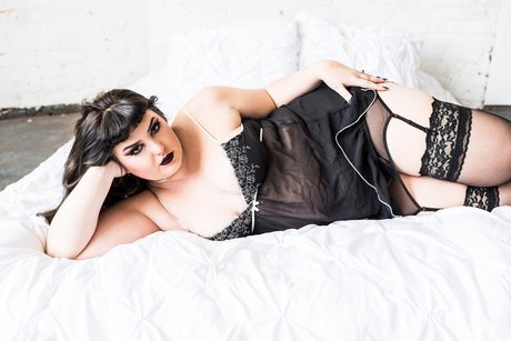 Eliza Von Trapp Nackt Leaks OnlyFans