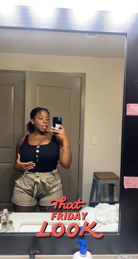 queenlaaur OnlyFans Leaks Pornografie