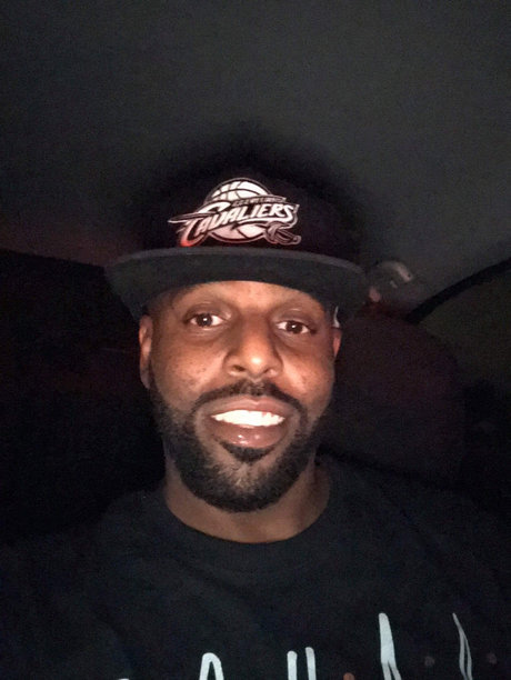 deelong32 OnlyFans X