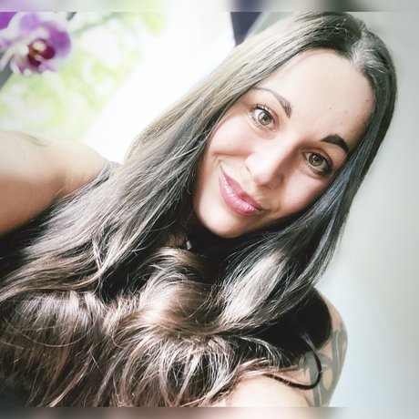 Dark Lioness 90 Nacktbilder von OnlyFans