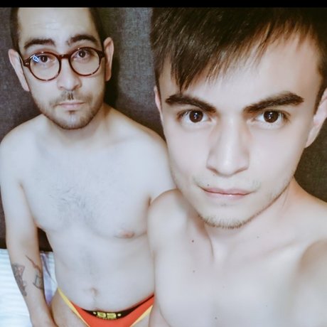 Couple Danys Nacktbilder von OnlyFans geleakt