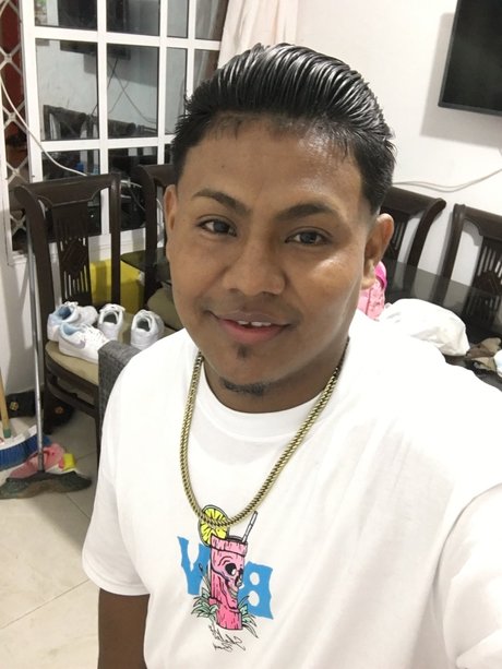 Don Cupper OnlyFans Brüste Bild