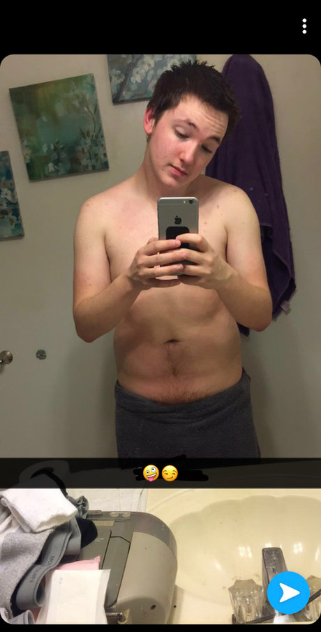 Devin Mitchell Nacktbilder von OnlyFans