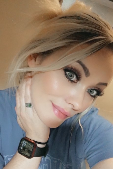 _Divine Gemini_ Nacktbilder von OnlyFans