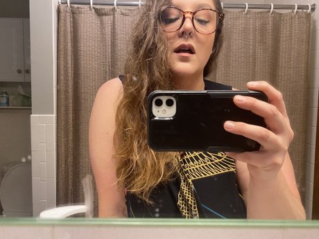 radix jewel Nacktbilder von OnlyFans geleakt