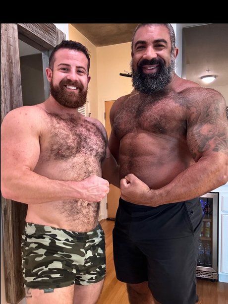 Rad Strong amp amp Cosmo Neues OnlyFans