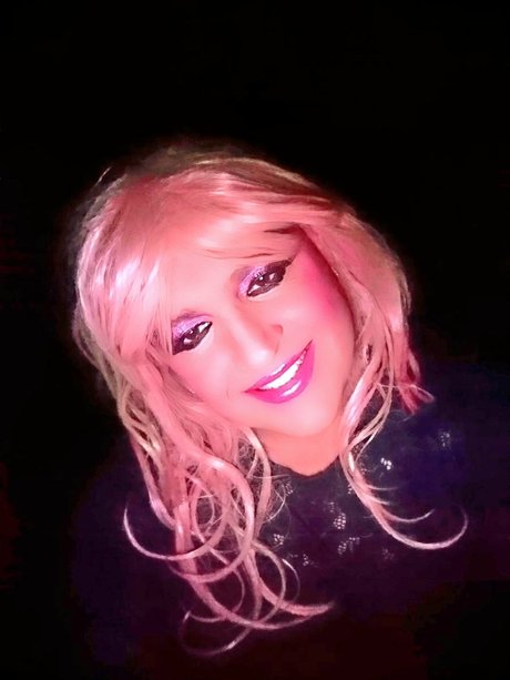 Rachel Jones OnlyFans-Rezensionen