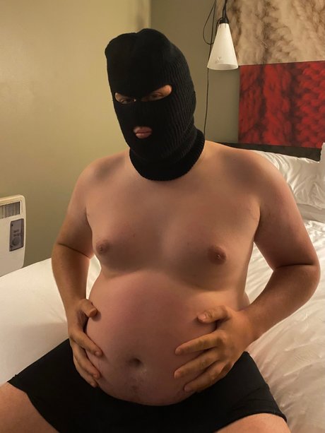 EverGrowingBoy OnlyFans Striptease