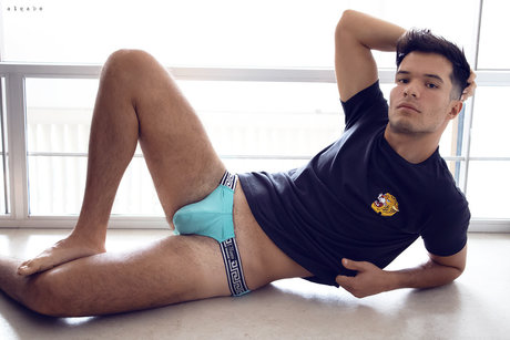 Raul Urzua OnlyFans Beiträge