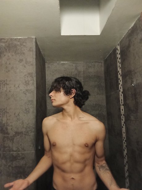 Reen GR OnlyFans-Leaks