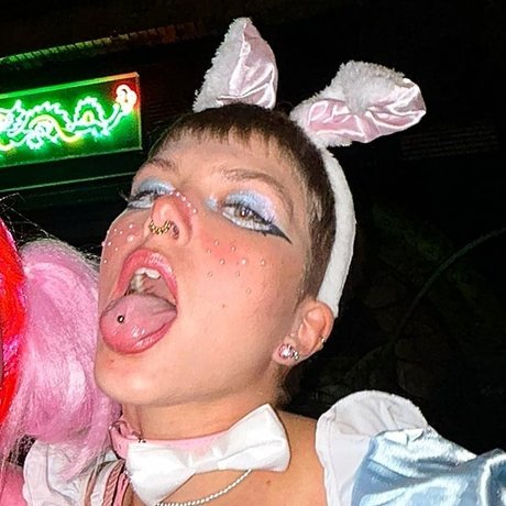 Clara Moon Leak von OnlyFans Pornografie