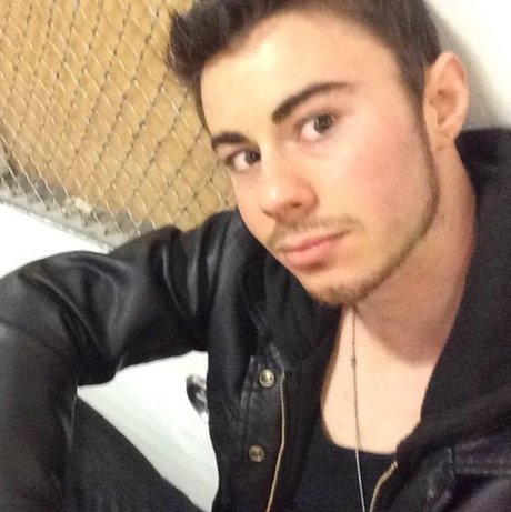 Rebel Nacktbilder von OnlyFans