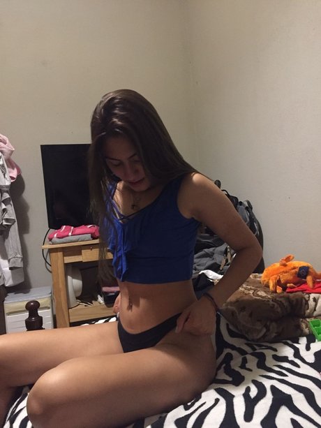 Rosario Nacktbilder von OnlyFans geleakt