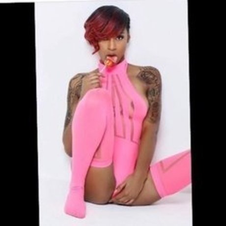 Rosa Coca na Sextape OnlyFans Nacktbilder