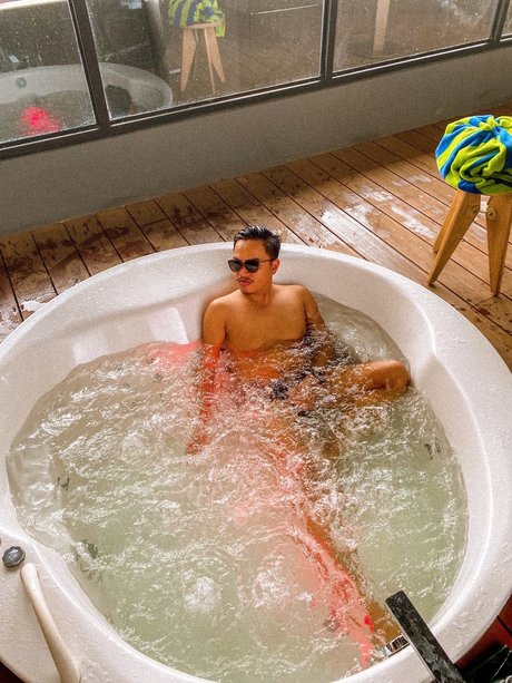 Austin Aw_ OnlyFans Lesbisch