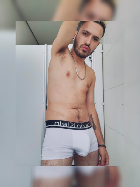 Roh Mineiro Sex auf OnlyFans