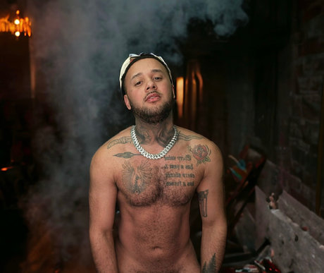 Risto Nacktbilder von OnlyFans geleakt