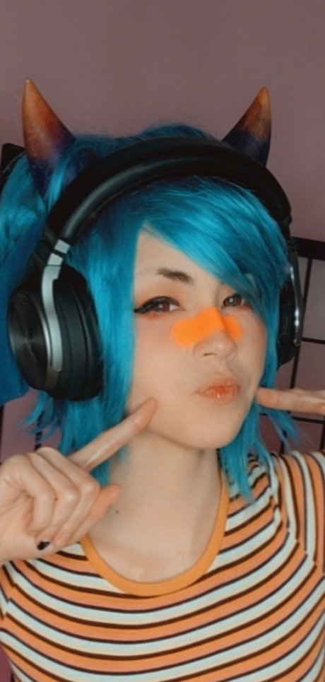 Riot Nacktbilder von OnlyFans geleakt