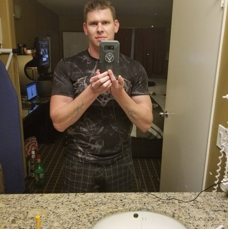 Ryan Wade OnlyFans-Bilder