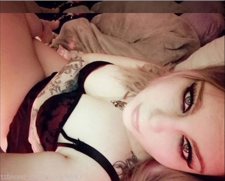 R amp ampS SexVidzz from Russ OnlyFans Nacktbilder