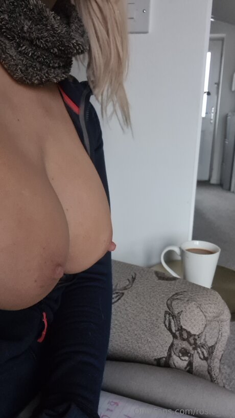 _English Rosie_ OnlyFans Nackt Leaks