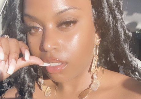 Dead rose_ OnlyFans Striptease