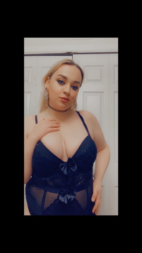 Rose Feather VIP OnlyFans geleakter Pornografie