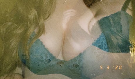 Samara_ Nackt auf OnlyFans