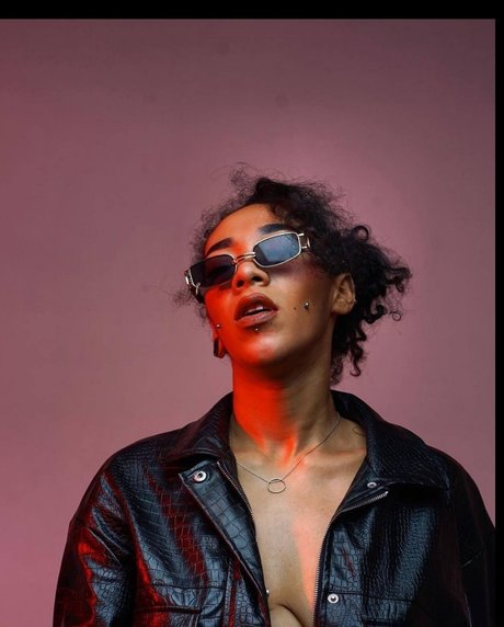 Samanta Kim_ Nacktpornos auf OnlyFans