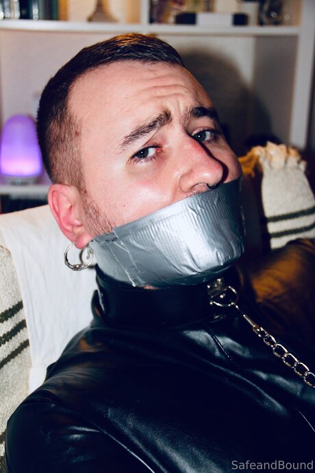 Safe and Bound Neuer OnlyFans Leak