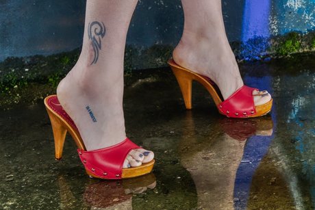 Sabdeluxe Foot Fetish Goddess Sextape OnlyFans Nacktbilder